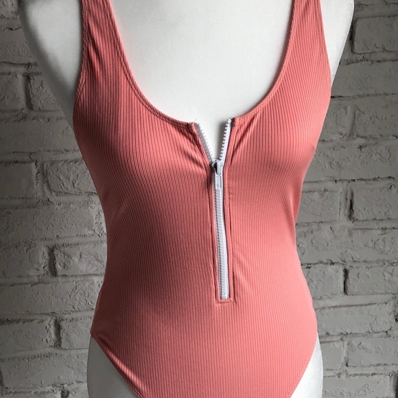 Forever 21 Swimsuit - Picture 8 of 8